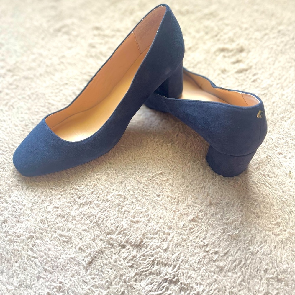 Kate Spade closed toe pumps navy blue suede